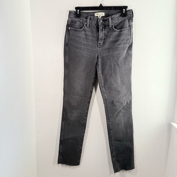 Madewell Faded Black Mid-Rise Stovepipe Raw Hem Slim Straight Leg Jeans 26 NR514 - Picture 2 of 13